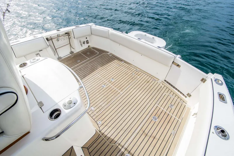 Slide: The Image of Sunseeker Sportfisher 37 2004 - 10