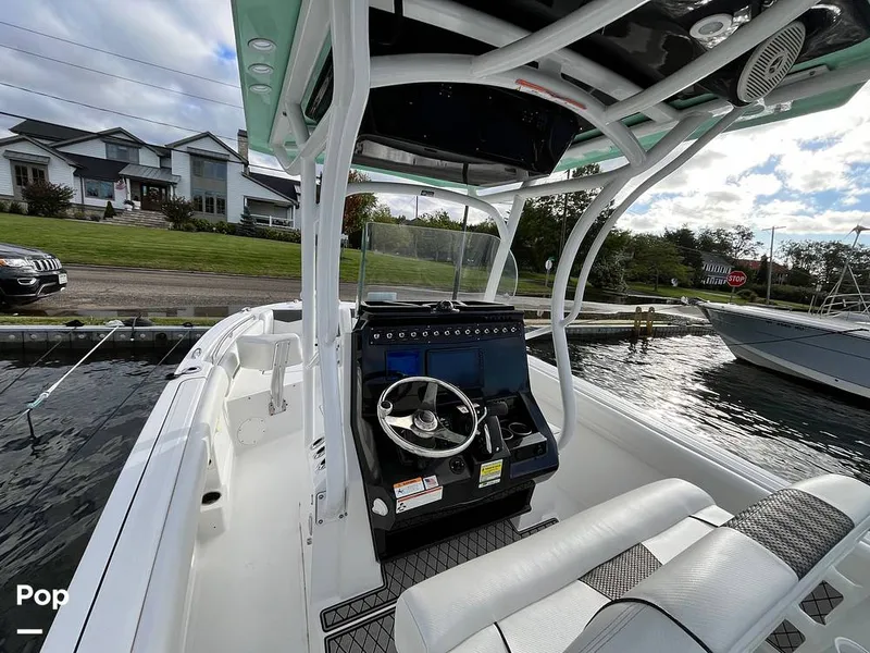 Slide: The Image of Wellcraft Scarab 222 Fisherman 2023 - 16770517