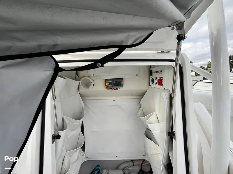 Slide: The Image of Wellcraft Scarab 222 Fisherman 2023 - 16770525