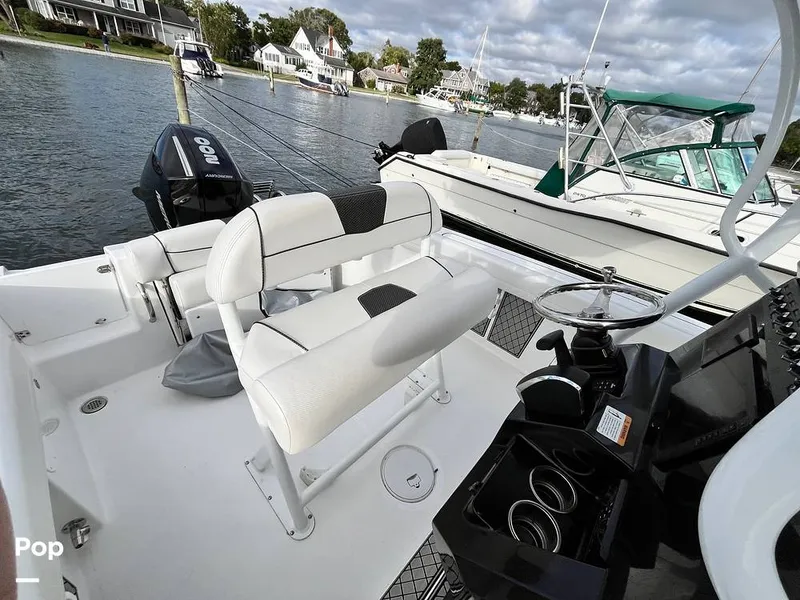 Slide: The Image of Wellcraft Scarab 222 Fisherman 2023 - 16770514