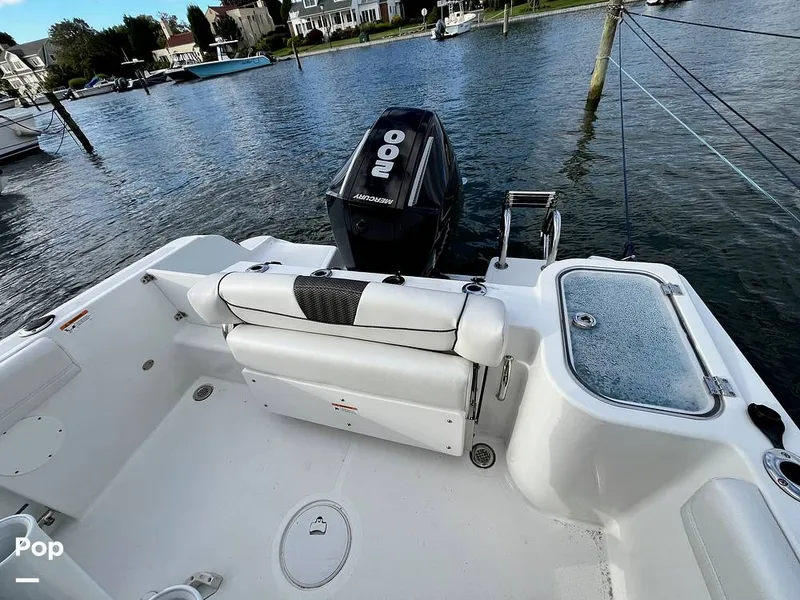 Slide: The Image of Wellcraft Scarab 222 Fisherman 2023 - 16770504