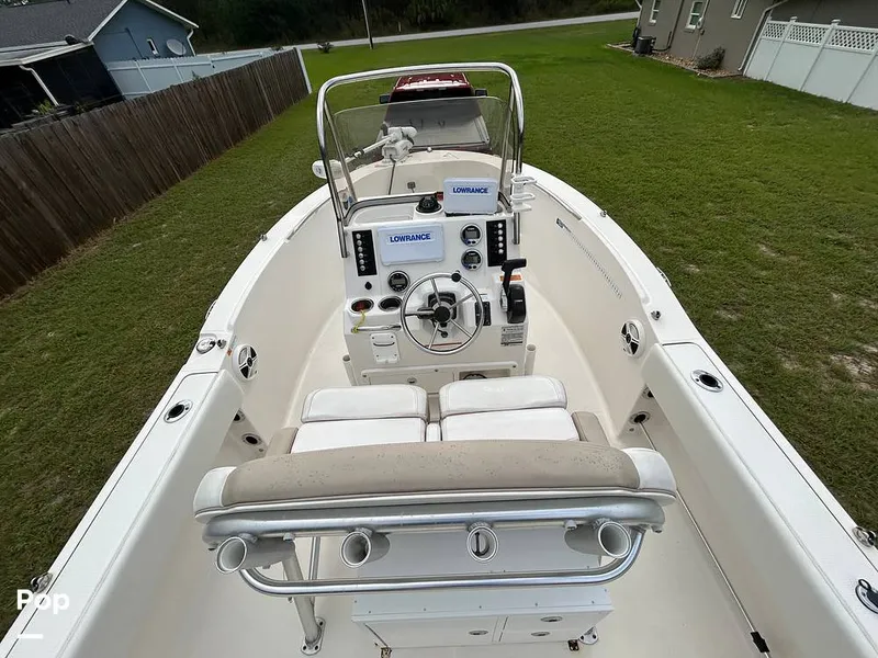Slide: The Image of Robalo R-180 CC 2019 - 16781482