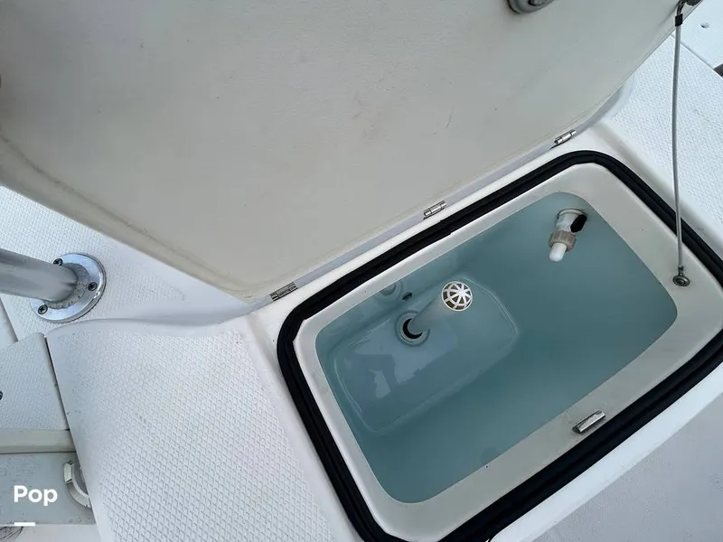 Slide: The Image of Robalo R-180 CC 2019 - 16781520