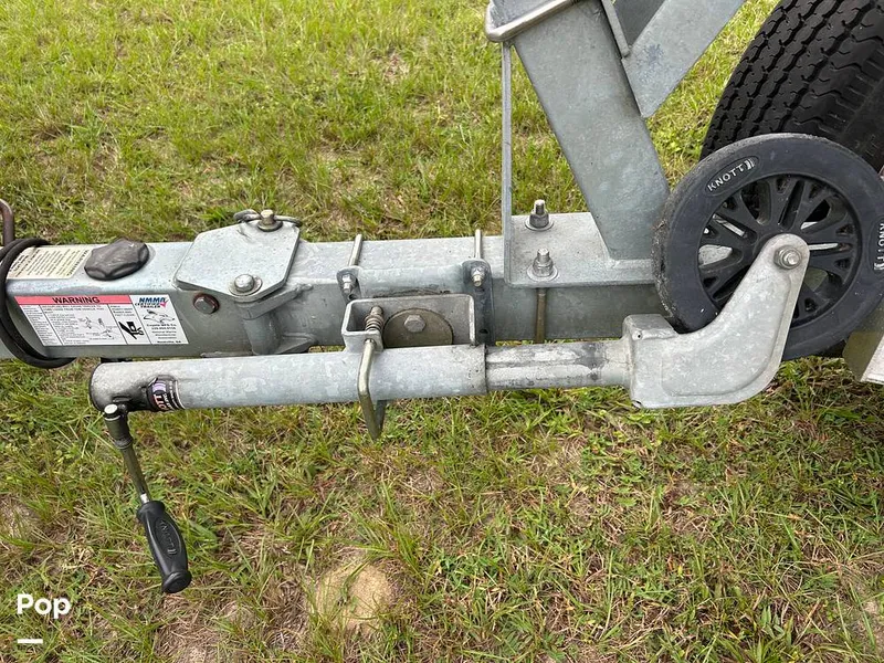 Slide: The Image of Robalo R-180 CC 2019 - 16781460