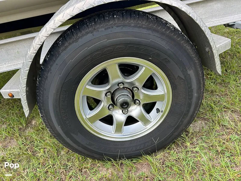 Slide: The Image of Robalo R-180 CC 2019 - 16781466