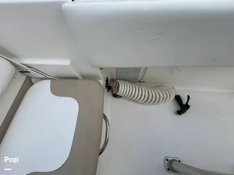 Slide: The Image of Robalo R-180 CC 2019 - 16781525