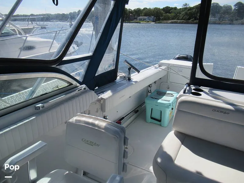 Slide: The Image of Glacier Bay 2640 Renegade 2002 - 16768746