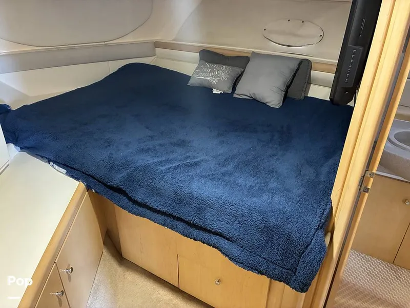 Slide: The Image of Carver Yachts 350 Mariner 1998 - 16759822
