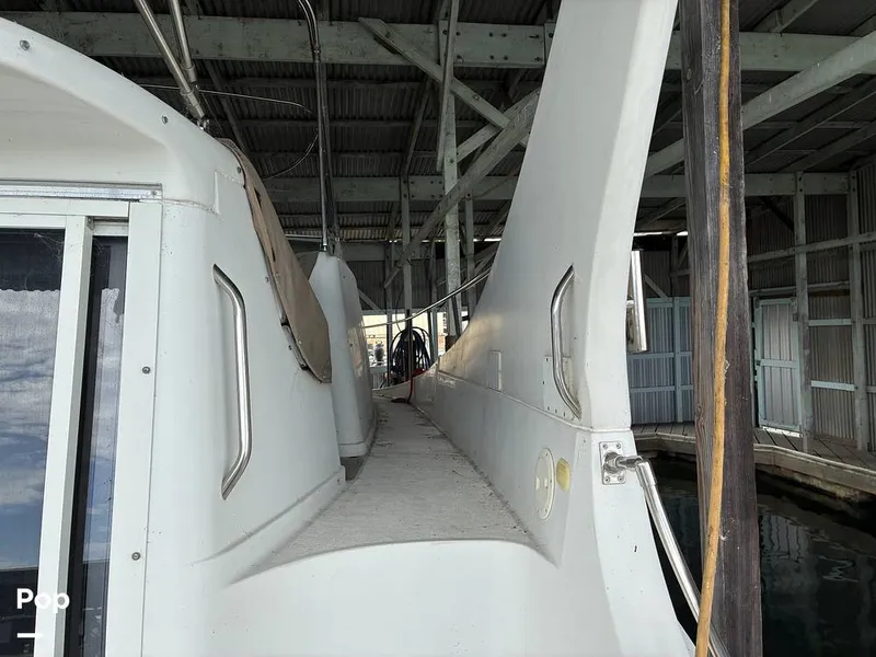 Slide: The Image of Carver Yachts 350 Mariner 1998 - 16759795