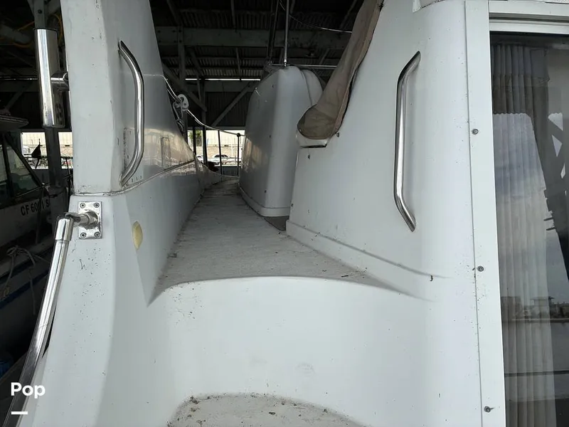 Slide: The Image of Carver Yachts 350 Mariner 1998 - 16759796