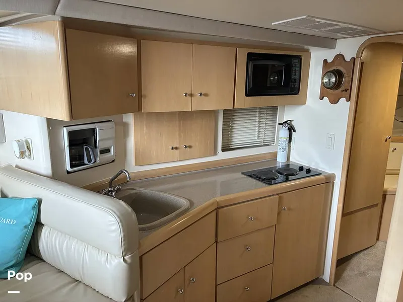 Slide: The Image of Carver Yachts 350 Mariner 1998 - 16759807