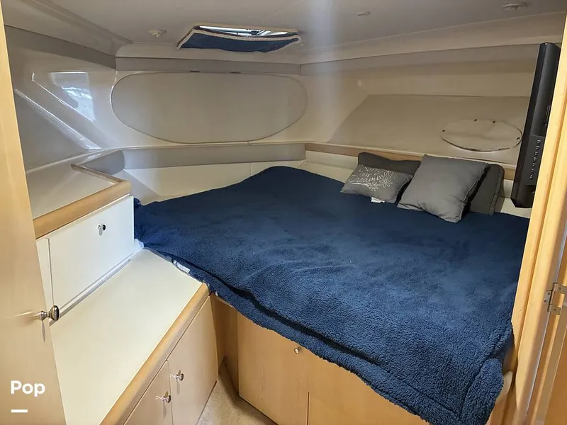 Slide: The Image of Carver Yachts 350 Mariner 1998 - 16759819