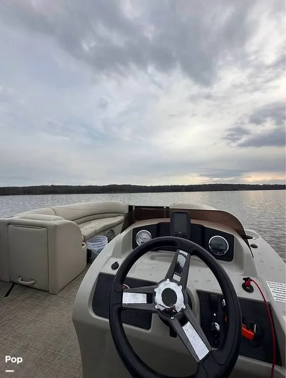 Slide: The Image of Cypress Cay SEABREEZE 232 2022 - 16759312