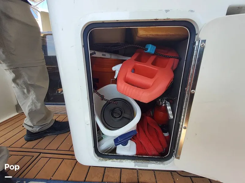 Slide: The Image of Sea Ray 420 Aft Cabin 1996 - 16805702