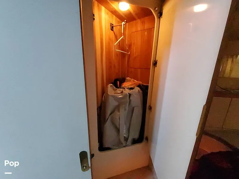 Slide: The Image of Sea Ray 420 Aft Cabin 1996 - 16805392