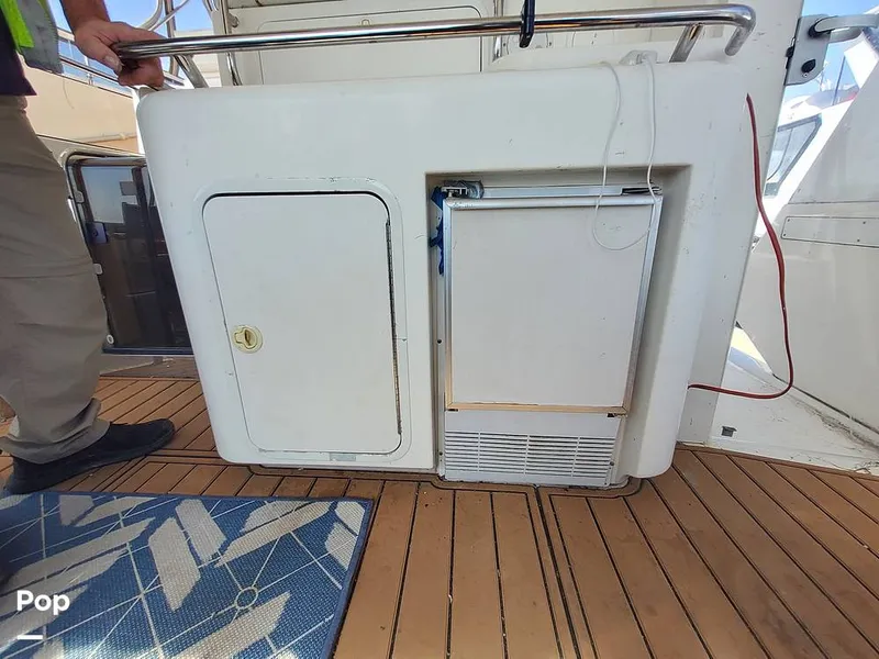 Slide: The Image of Sea Ray 420 Aft Cabin 1996 - 16805699