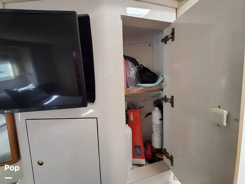 Slide: The Image of Sea Ray 420 Aft Cabin 1996 - 16805690