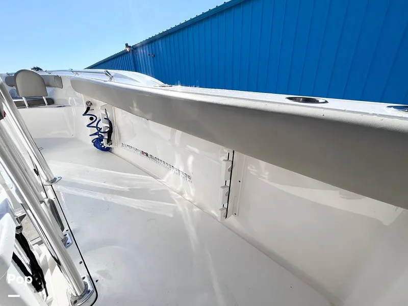 Slide: The Image of Coaming Pads - 16767580