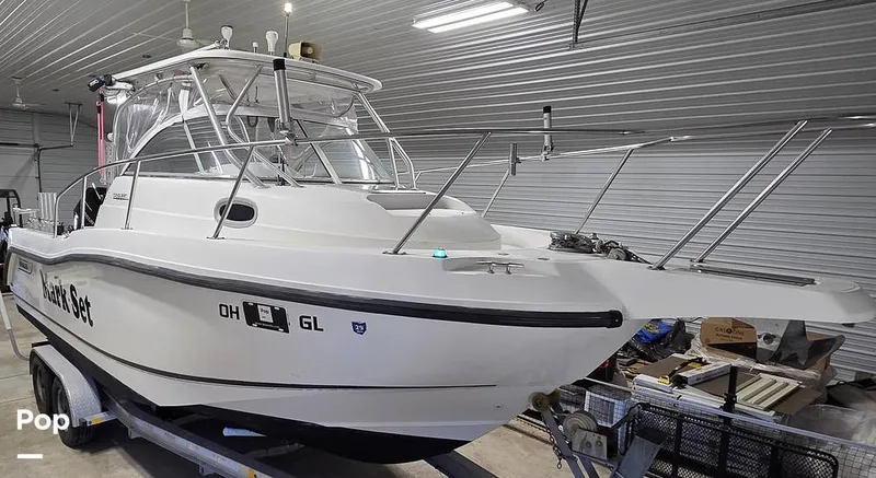 Slide: The Image of Boston Whaler 255 Conquest 2002 - 16837045