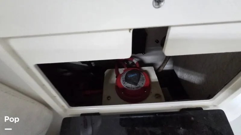Slide: The Image of Boston Whaler 255 Conquest 2002 - 16837092