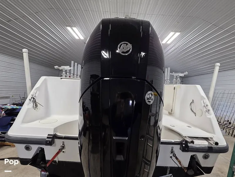 Slide: The Image of Boston Whaler 255 Conquest 2002 - 16837168