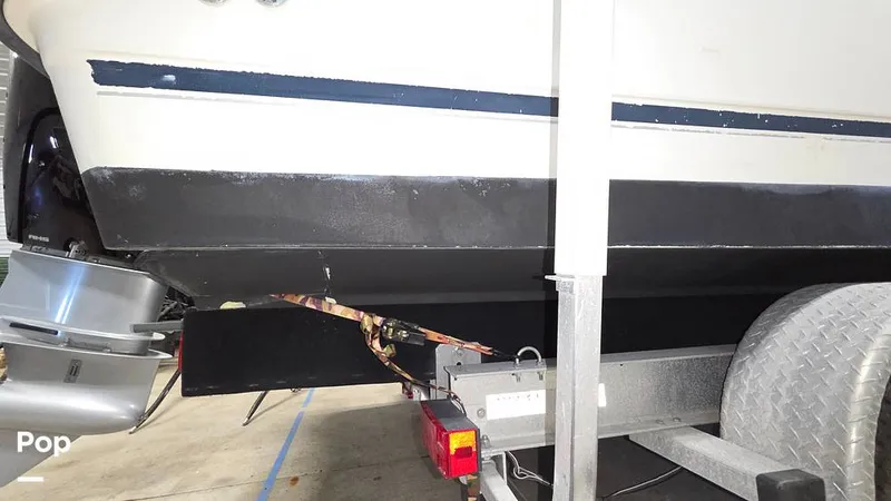 Slide: The Image of Boston Whaler 255 Conquest 2002 - 16837153