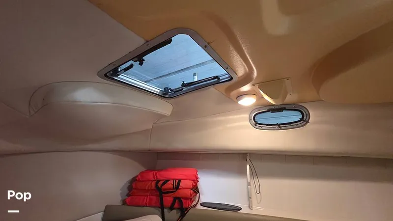 Slide: The Image of Boston Whaler 255 Conquest 2002 - 16837108