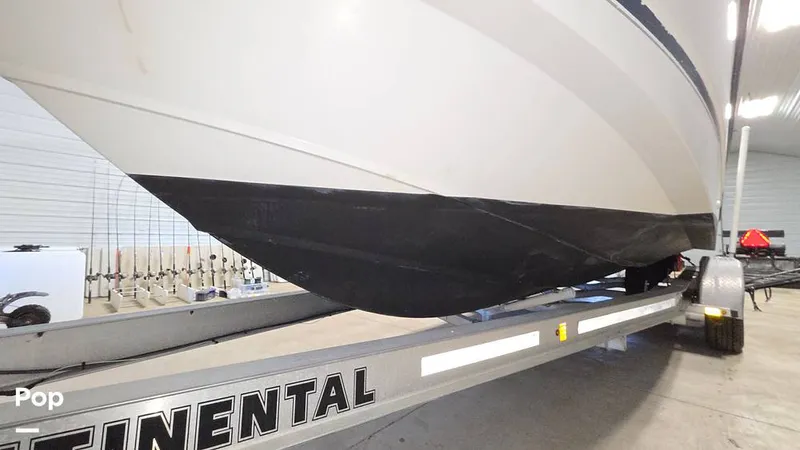 Slide: The Image of Boston Whaler 255 Conquest 2002 - 16837147
