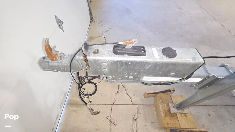 Slide: The Image of Boston Whaler 255 Conquest 2002 - 16837163