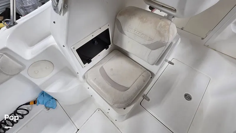 Slide: The Image of Boston Whaler 255 Conquest 2002 - 16837091