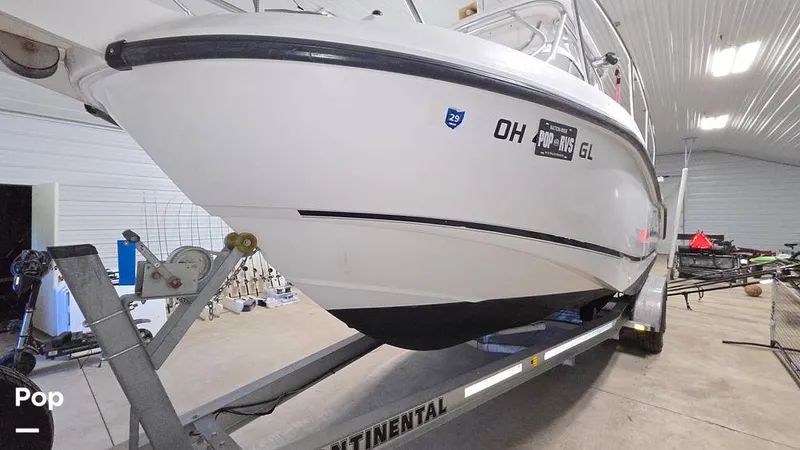 Slide: The Image of Boston Whaler 255 Conquest 2002 - 16837146