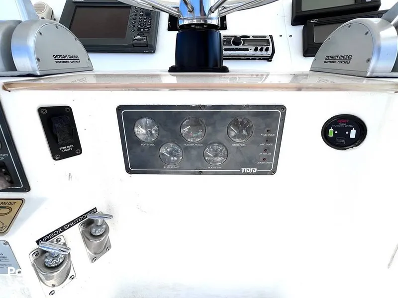 Slide: The Image of Tiara 4300 Convertible 1999 - 16831657