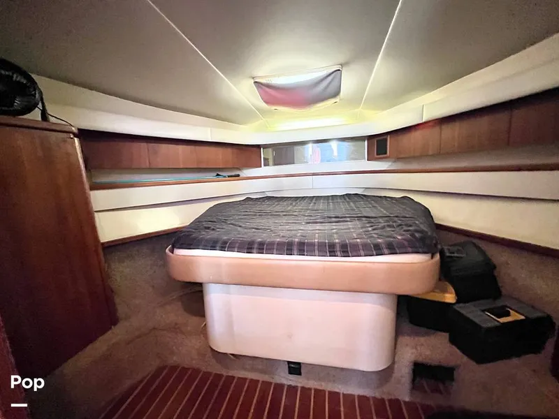 Slide: The Image of Center Line Berth - 16831438