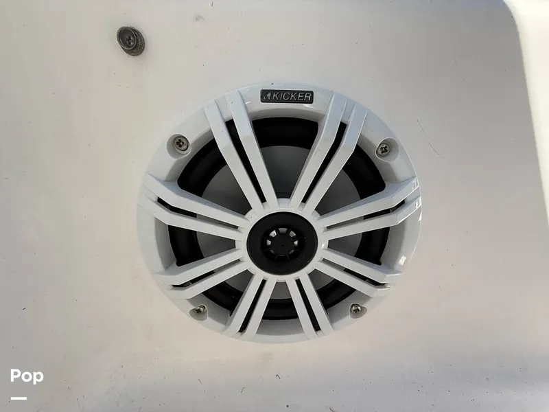Slide: The Image of Kicker Speaker - 16782176