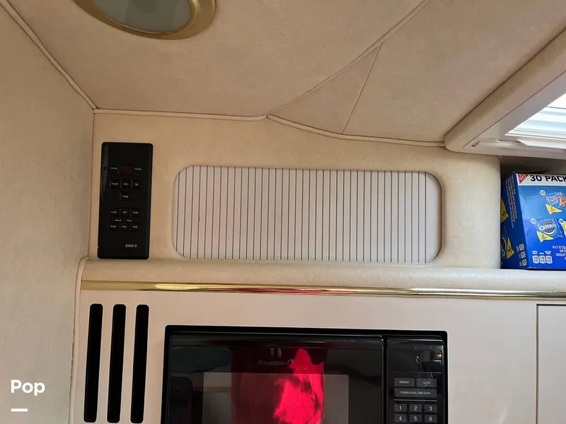 Slide: The Image of Sea Ray 310 Sundancer 2000 - 16817466
