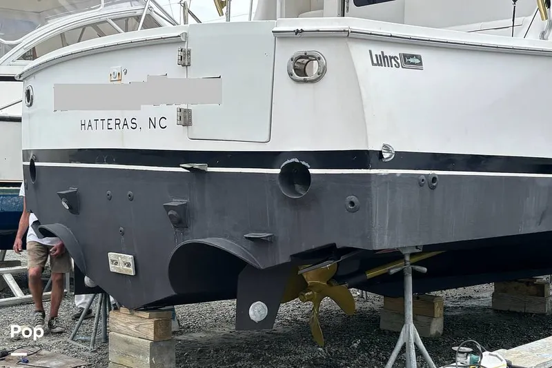 Slide: The Image of Luhrs 41 Convertible 2005 - 16811915