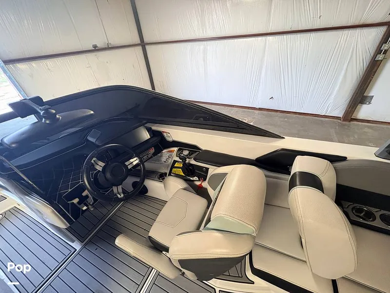 Slide: The Image of Nautique 21 2019 - 16794612