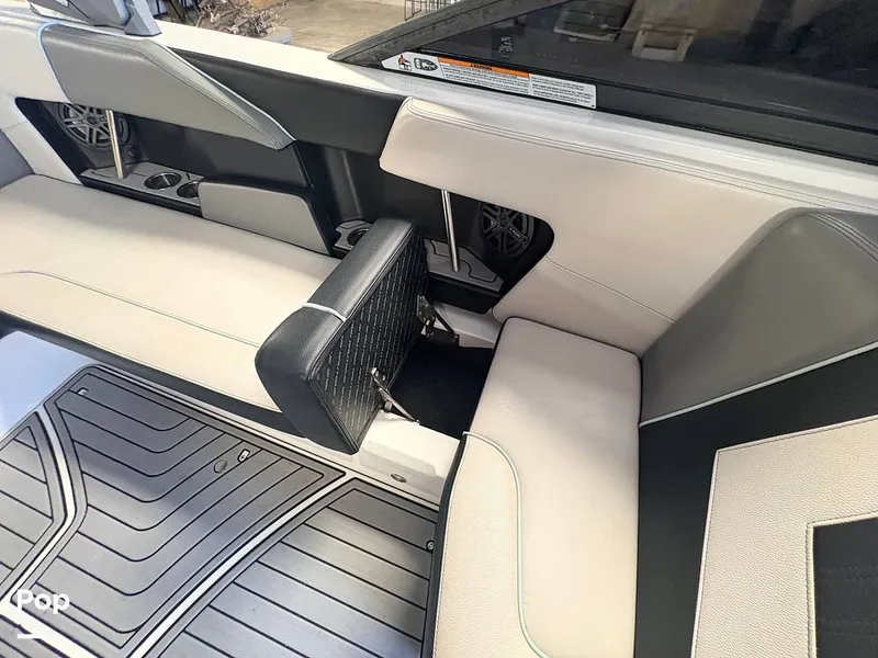 Slide: The Image of Nautique 21 2019 - 16794587