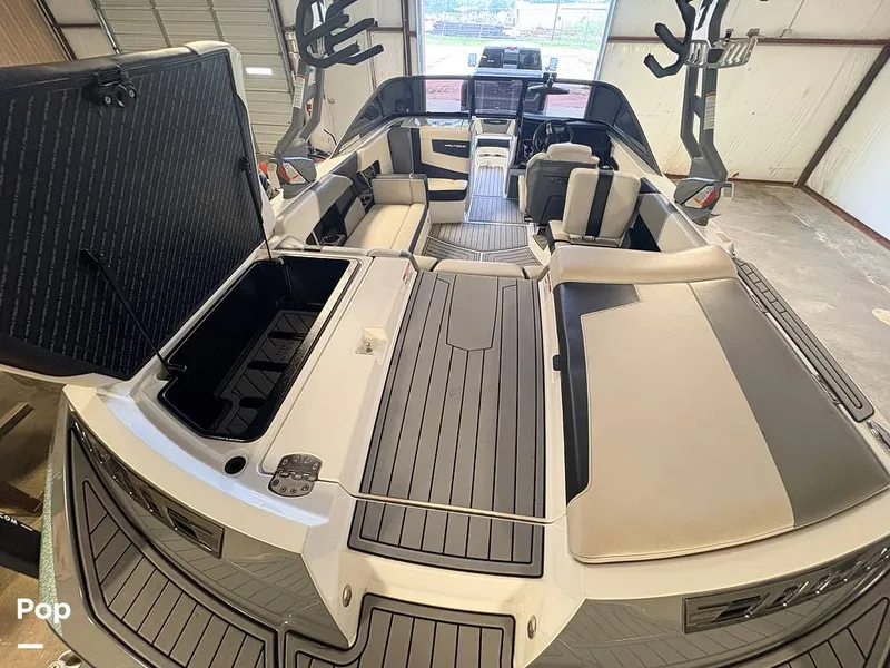 Slide: The Image of Nautique 21 2019 - 16794571