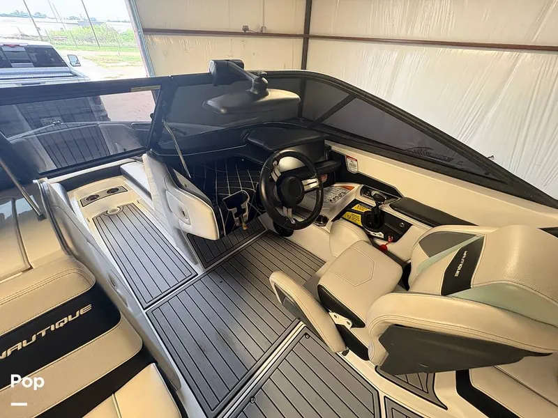 Slide: The Image of Nautique 21 2019 - 16794577