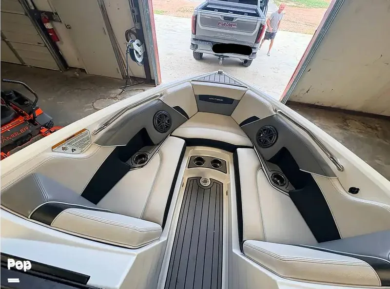 Slide: The Image of Nautique 21 2019 - 16804501