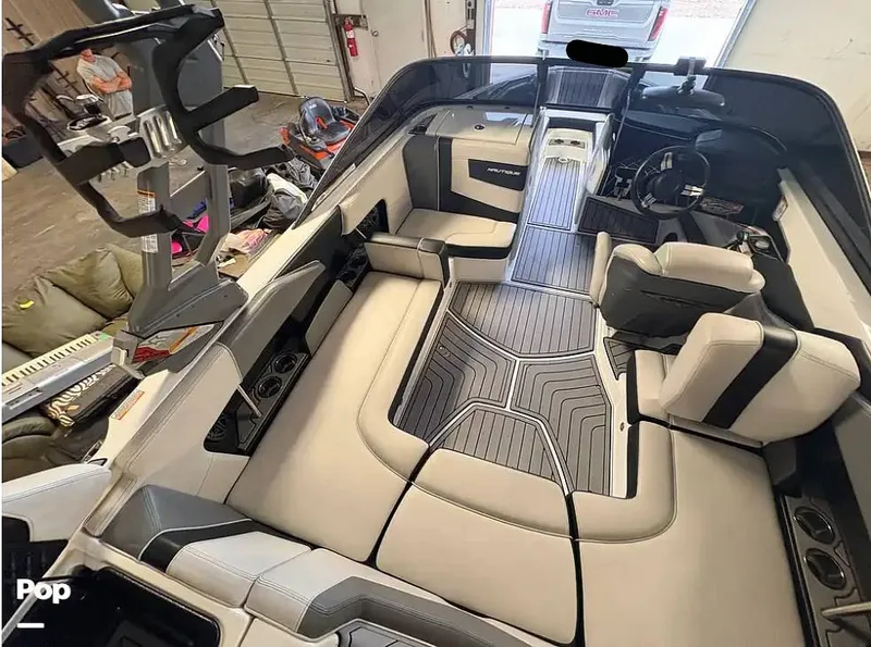 Slide: The Image of Nautique 21 2019 - 16804507
