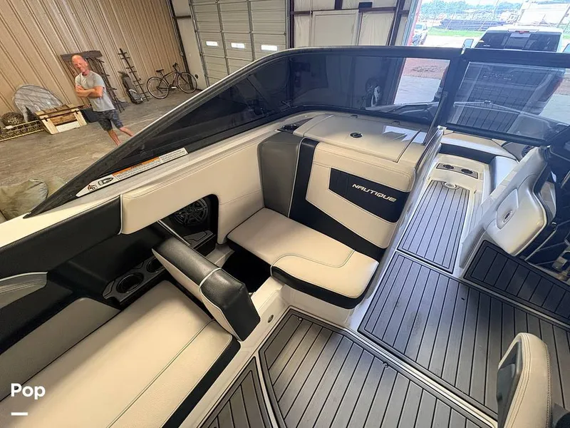 Slide: The Image of Nautique 21 2019 - 16794595