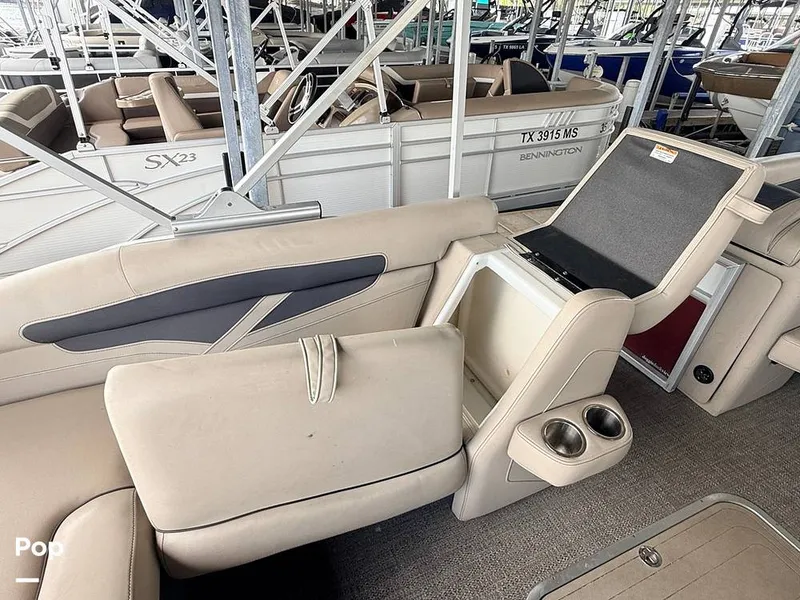 Slide: The Image of Barletta Cabrio C22U 2023 - 16806940