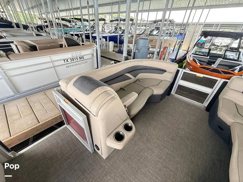Slide: The Image of Barletta Cabrio C22U 2023 - 16806948