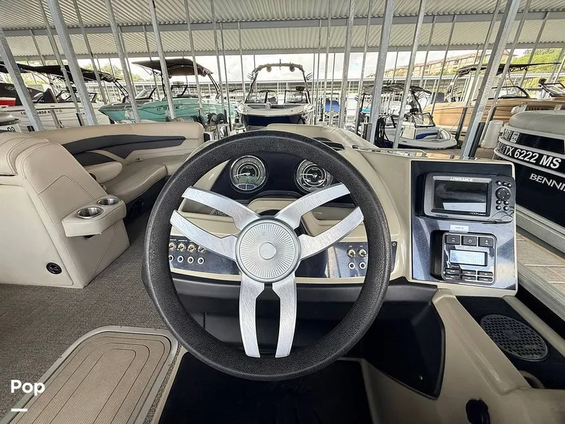 Slide: The Image of Barletta Cabrio 22 QC 2023 - 16819175