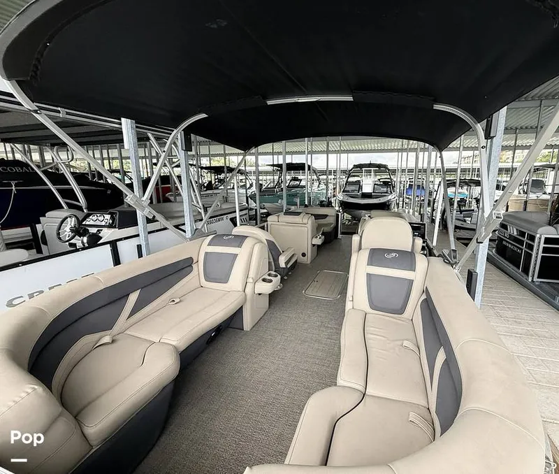 Slide: The Image of Barletta Cabrio 22 QC 2023 - 16790097