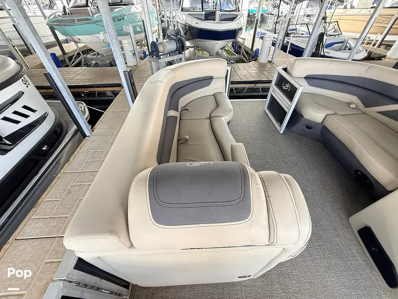 Slide: The Image of Barletta Cabrio 22 QC 2023 - 16819180
