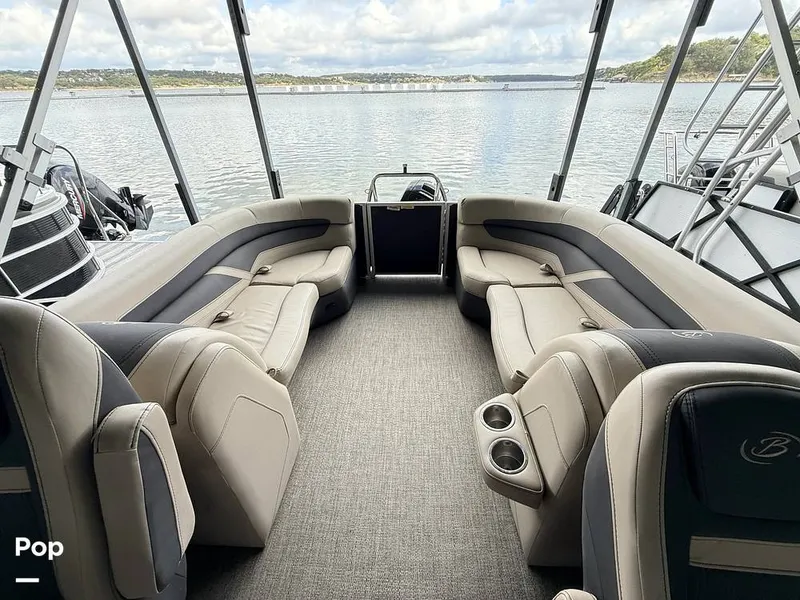 Slide: The Image of Barletta Cabrio 22 QC 2023 - 16790101