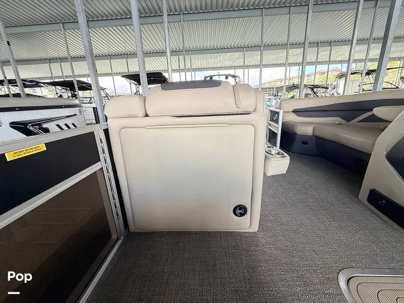 Slide: The Image of Barletta Cabrio 22 QC 2023 - 16819192